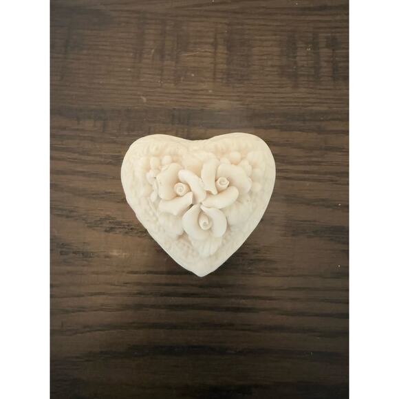 Vintage Porcelain Ceramic Floral Jewelry/Trinket Boxes – Set of 2 - Picture 2 of 10